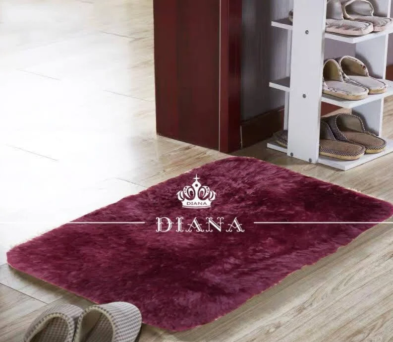 0b090a81-590d-4820-8263-e54ff0bf1e9c.webp Alfombra Peludas Livianas Bajada de cama 50x80 Burdeo - Imagen 1