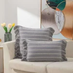 Fundas de Cojin con detalles en flecos gris