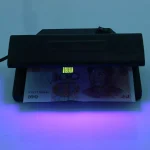 Detector Billetes Falsos Luz Ultravioleta Linterna Luz Led - Imagen 2