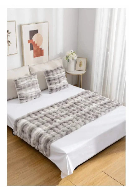 Pack de Piecera Peludas + 2 Fundas de Cojin 2Plazas/King Gris Jaspeado - Angeles del Hogar Chile