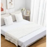 Pack de Piecera Peludas + 2 Fundas de Cojin 2Plazas/King Color Blanco - Angeles del Hogar Chile