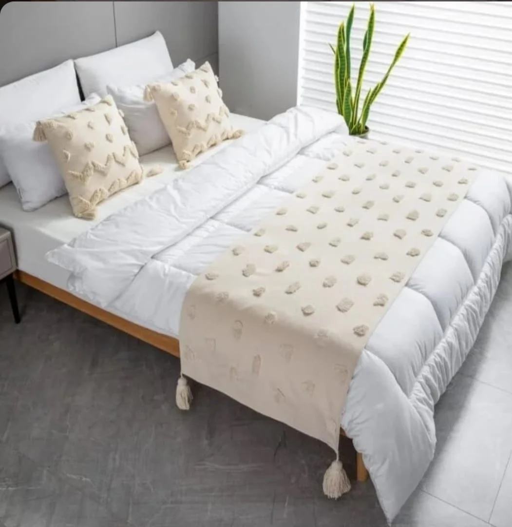 7ecd5244-122b-4452-bd3b-acf1d4677a29 Piecera Nordica Jane + 2 Fundas de Cojin 2Plazas/King - Angeles del Hogar Chile
