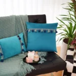 Fundas de Cojin Velvet con Borlas verde - Angeles del Hogar Chile