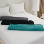 Cubrecoclchon Plush Impermeable 1.5 Color Negro - Angeles del Hogar Chile